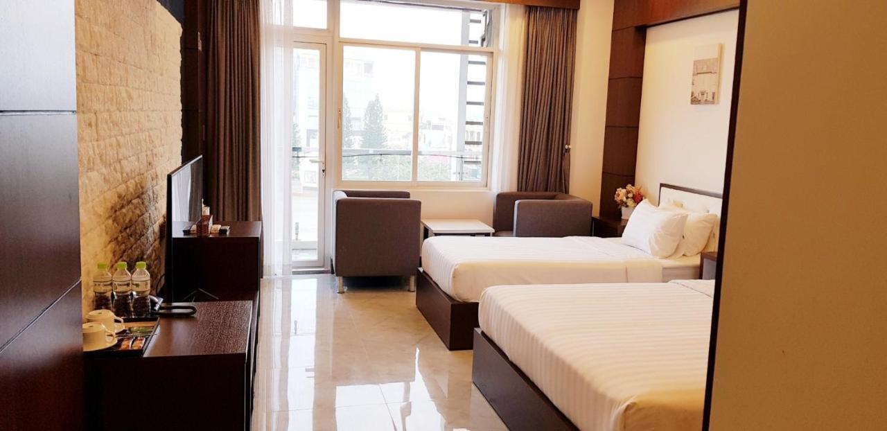 Quoc Thanh Hotel Long Khanh 외부 사진